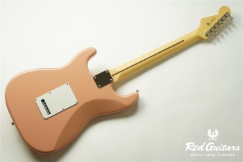 2021 Collection Made in Japan Hybrid II Stratocaster - Flamingo Pink
